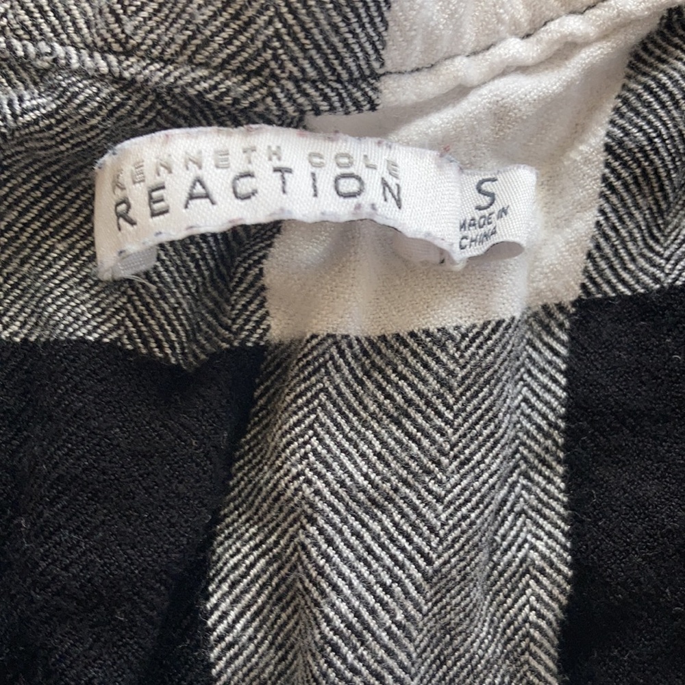 Kenneth Cole top - Picture 3 of 3